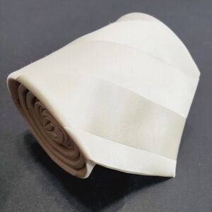 City of London White Stripe Men's Silk Neck Tie Jacquard Fabric 57x3.75"